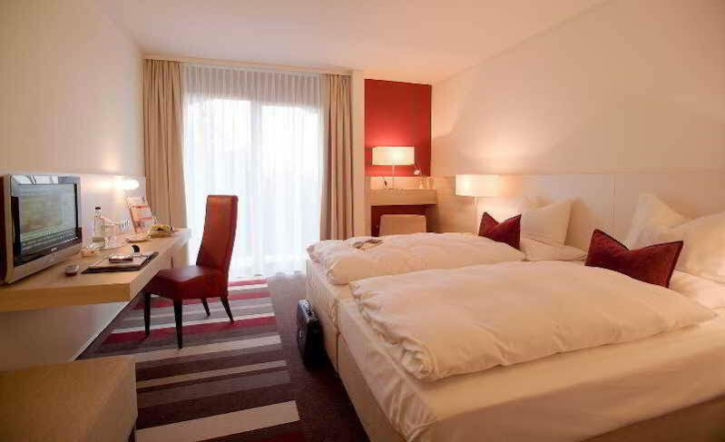 H+ Hotel Bad Soden Bad Soden am Taunus Exteriör bild